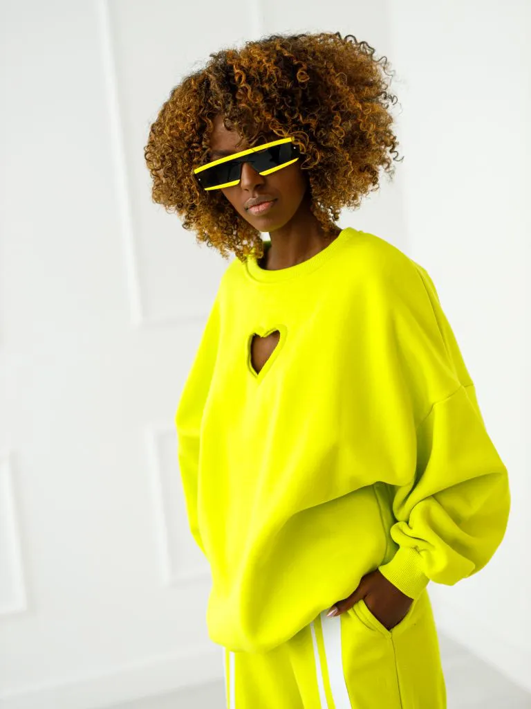 Herz-Sweatshirt mit ausgeschnittenem Herz - Limette