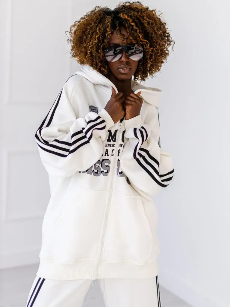 Ordinary Sweatshirt – Ecru